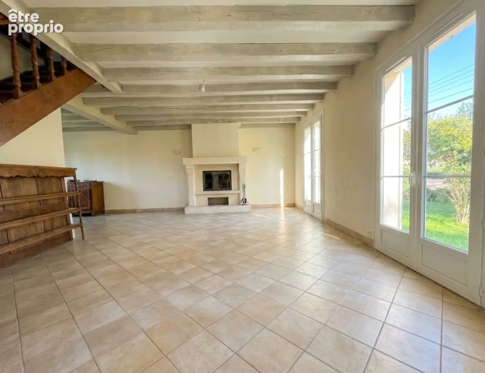 Une maison familiale à deux pas du bourg de VEIGNE - photo 3