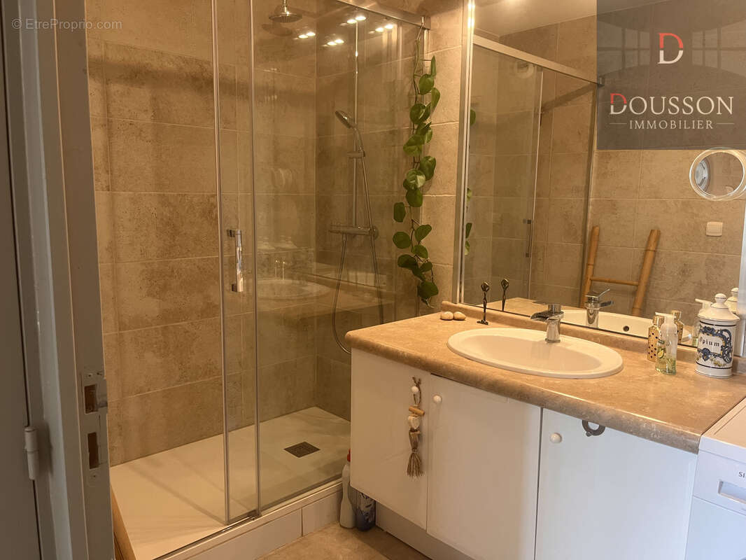 Appartement à UZES