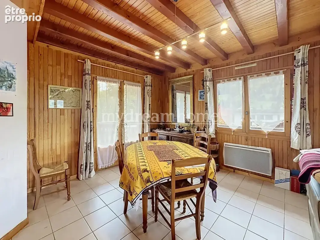 Chalet 4 chambres d'environ 170m²  Flumet - Les Pontets (73590) - photo 4
