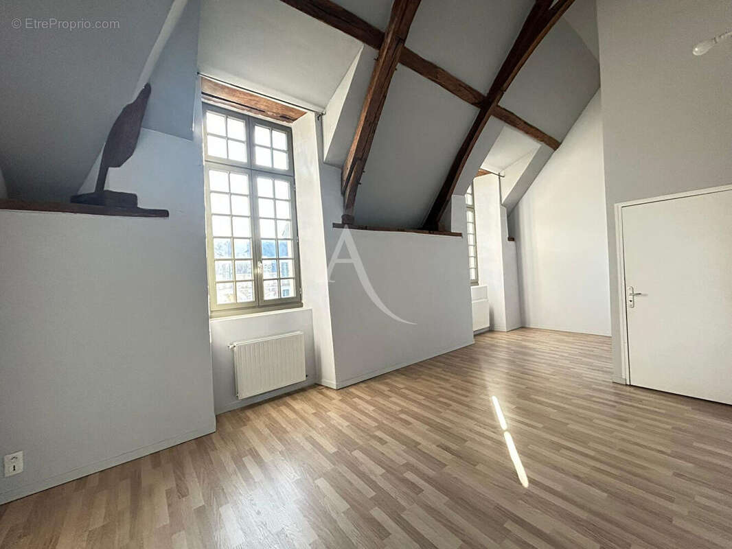 Appartement à LE CELLIER