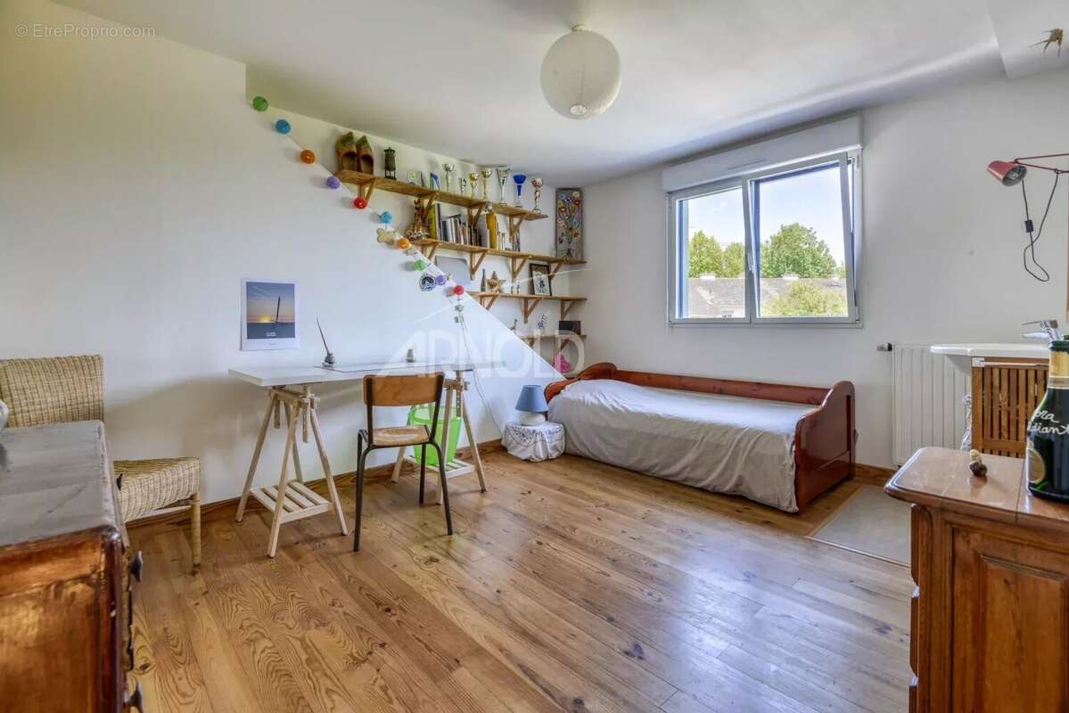 Nantes Perverie - Impasse privée - Belle maison familiale années 30 -7 chambres + locatif ou bureaux - photo 13