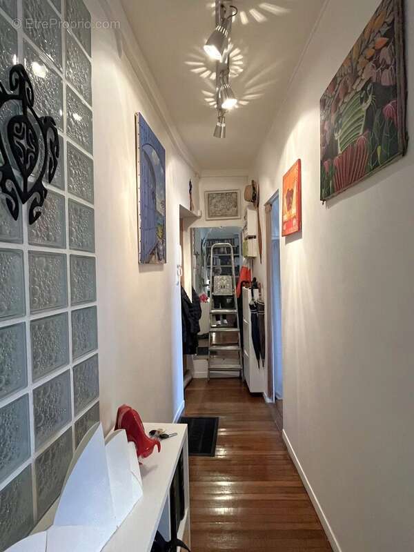 Appartement à PARIS-19E