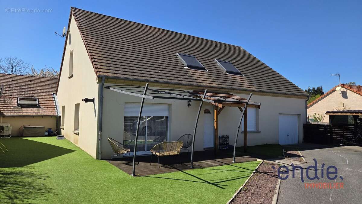 Maison à AVERMES