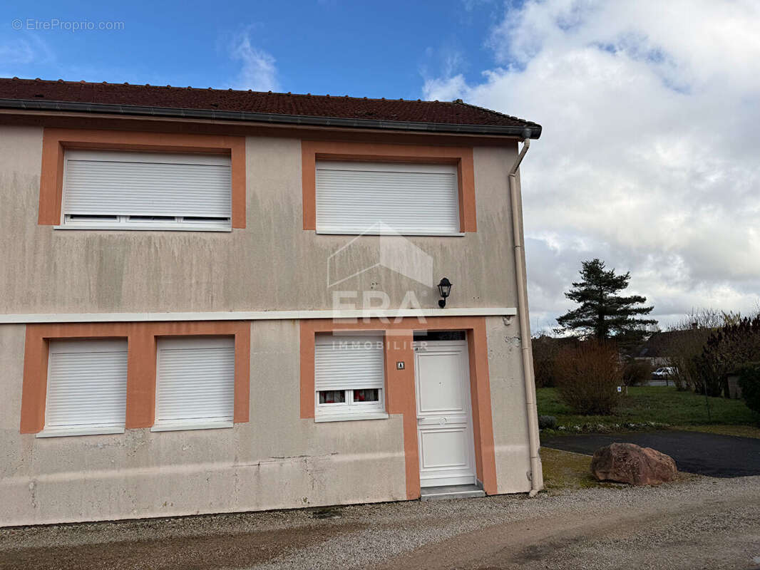 Maison à VILLERS-AUX-BOIS