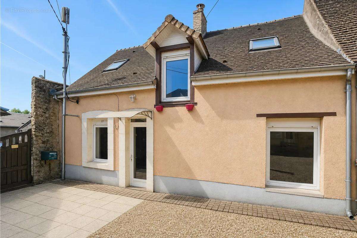 Maison de 4 pièces de 85 m² à Montfort-le-Gesnois - photo 22