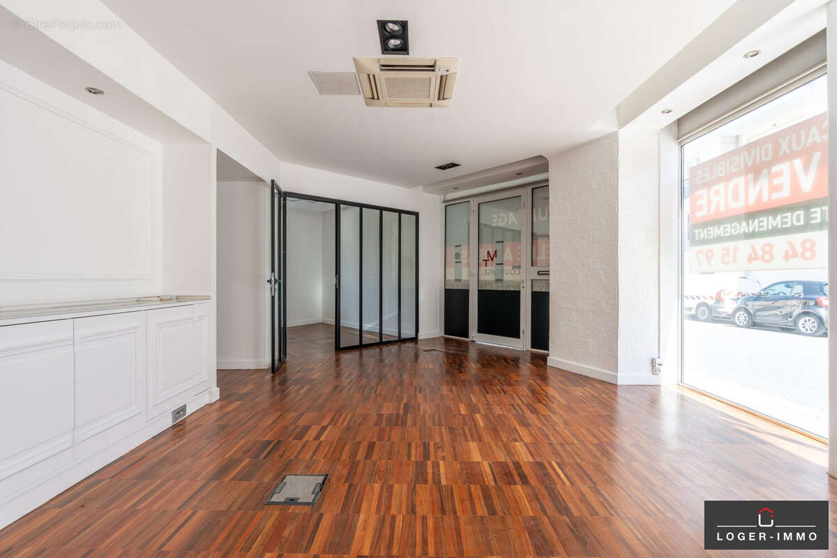 Commerce à LE PERREUX-SUR-MARNE