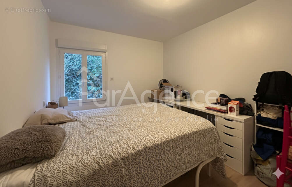 Maison à CHAILLEVETTE