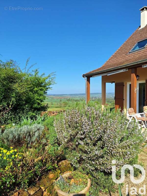 Photo 4 - Maison à AMEUGNY