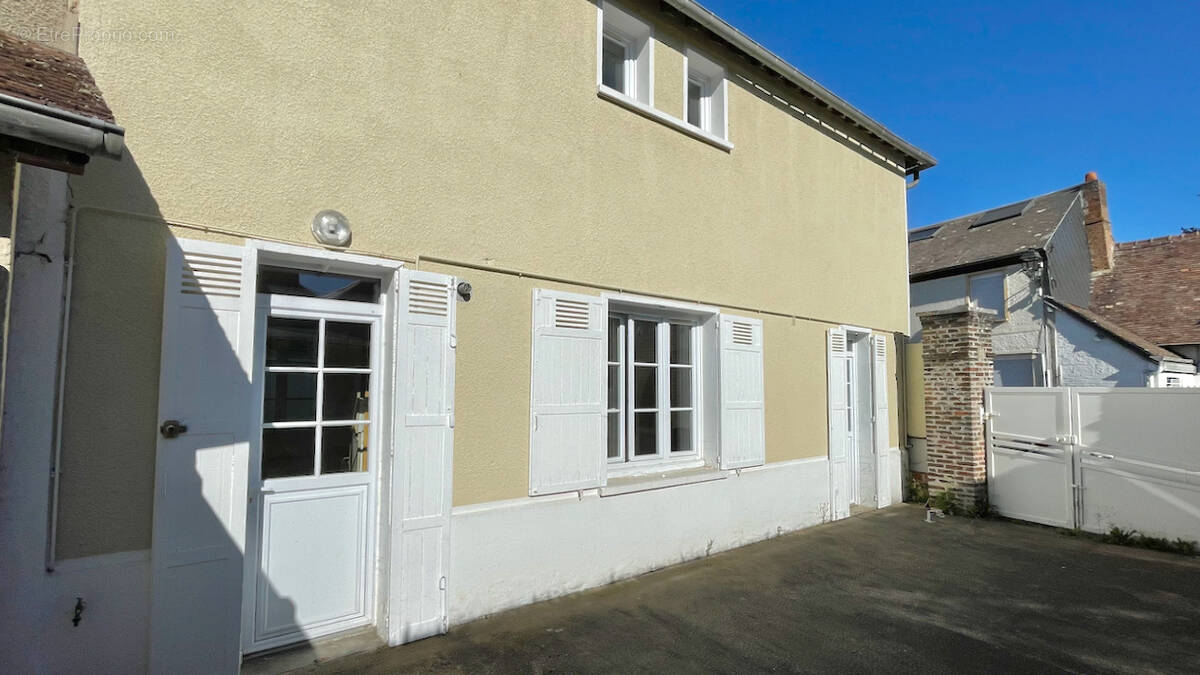 Maison à CONCHES-EN-OUCHE