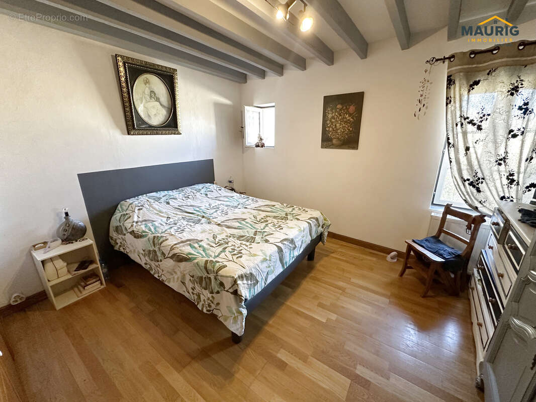 Marmande 47200 Maison en pierre 217m2 avec un T2 attenant - photo 7
