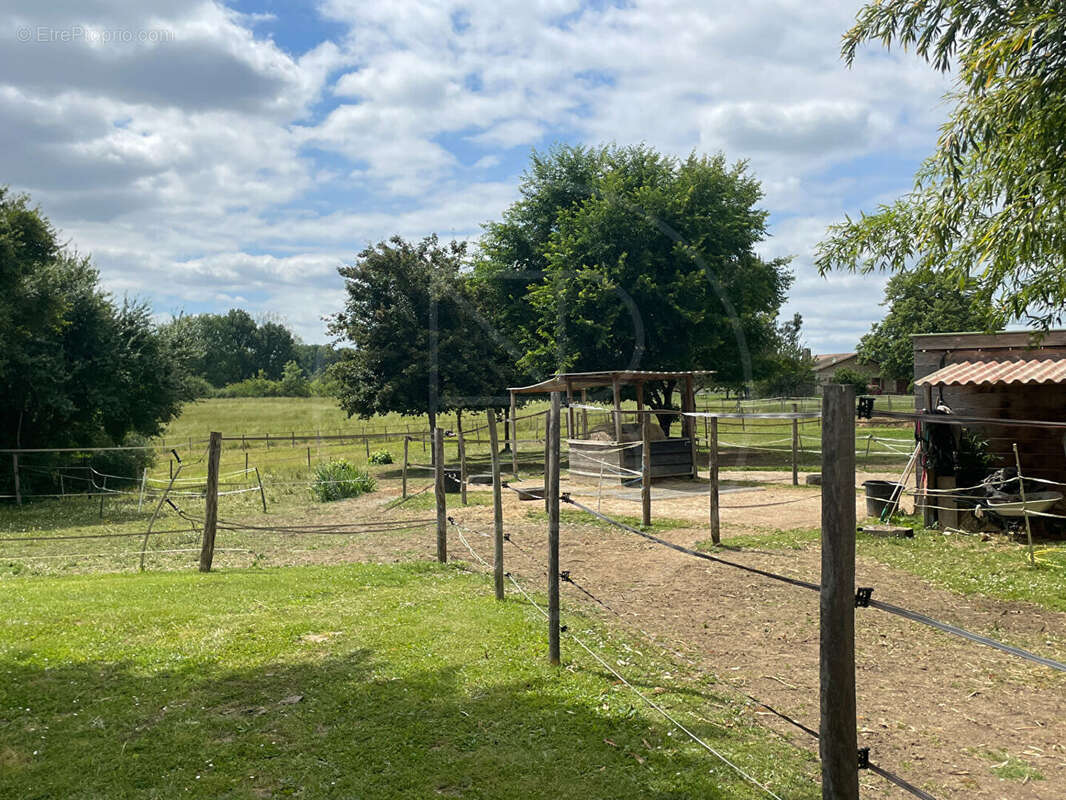 Maison à SAINT-MEARD-DE-GURCON