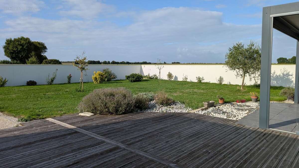 Maison à SAINT-CHRISTOPHE