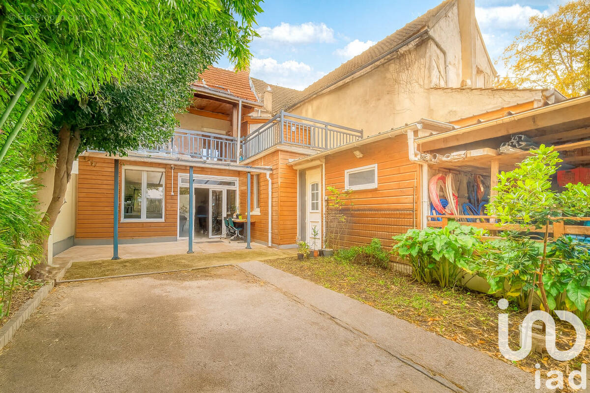 Photo 1 - Maison à DAMMARTIN-EN-GOELE