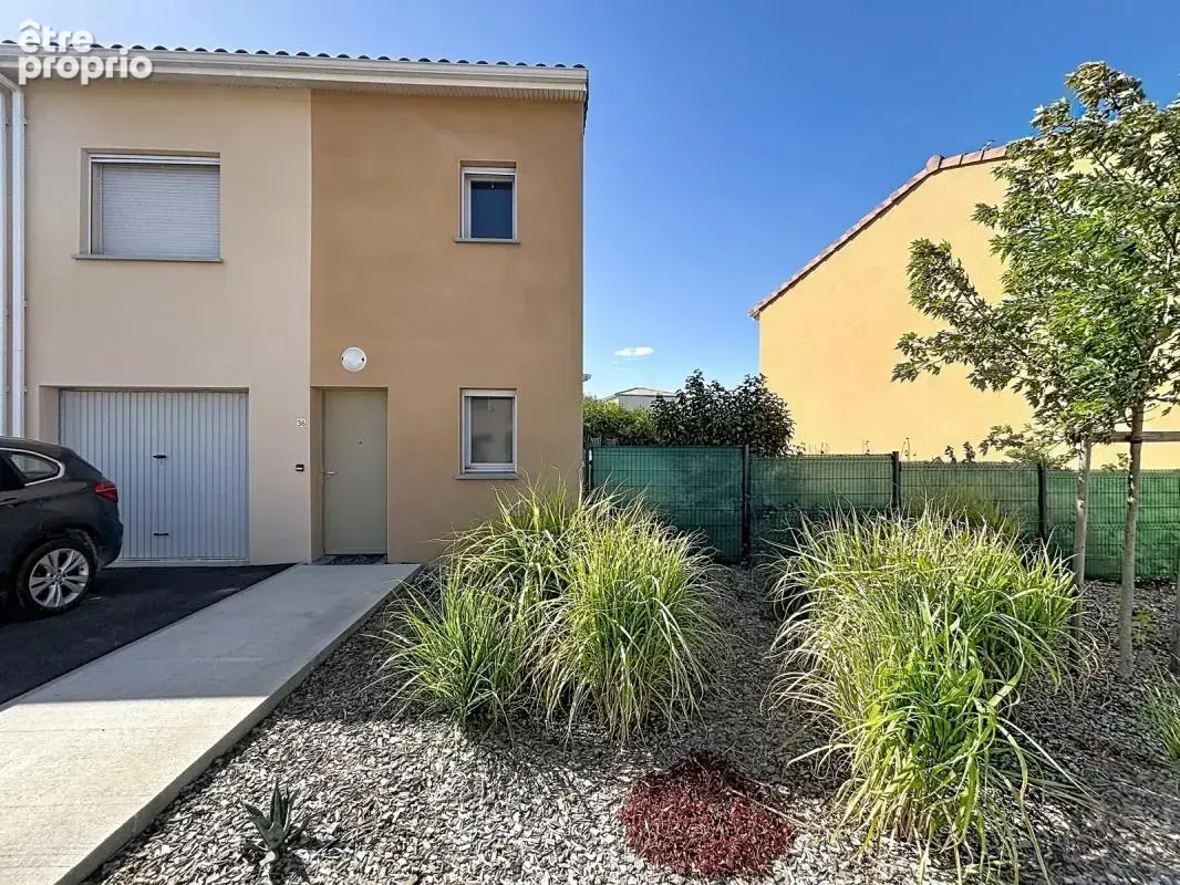MERVILLE - Maison T4 de 88 m² avec jardin, garage et parking - photo 12