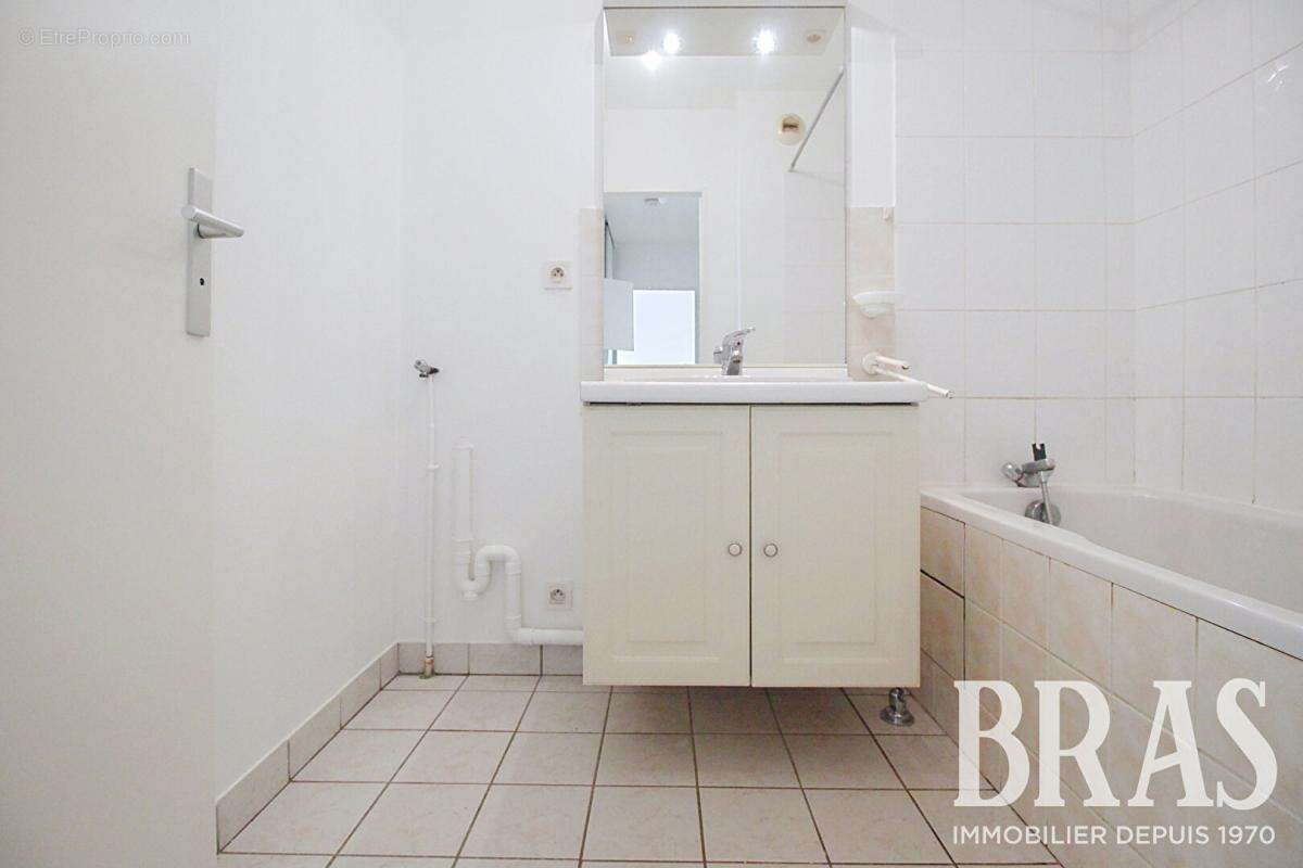 Appartement Vannes 2 pièce(s) 43 m2 terrasse - photo 7