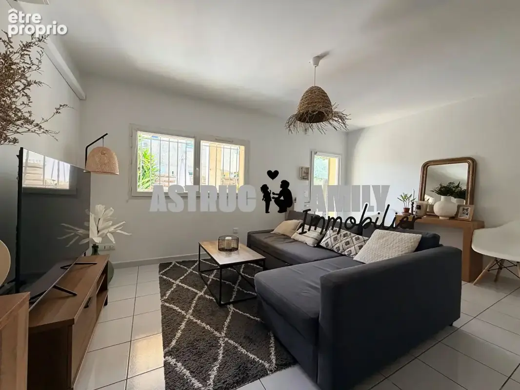 Appartement à SAINT-LAURENT-D'AIGOUZE