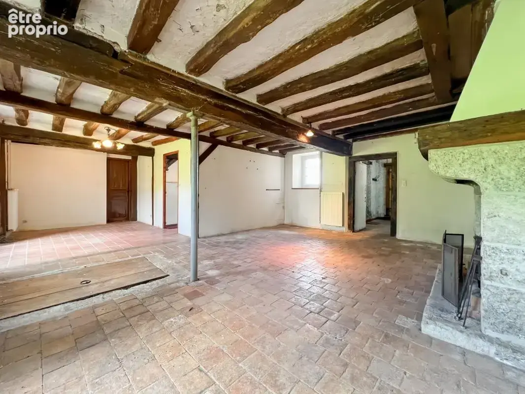  Authentique propriété de caractère sur près de 7 900 m² : Un potentiel de rénovation exceptionnel !  - photo 4