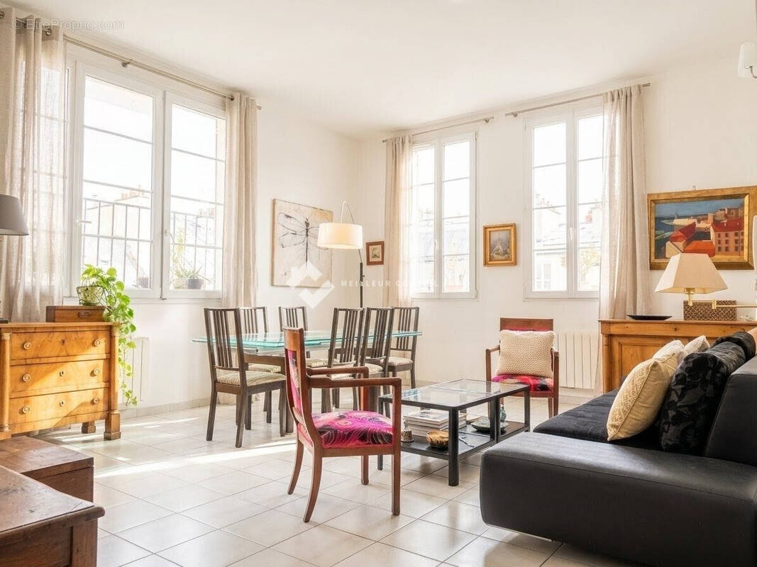 Appartement à MARSEILLE-5E