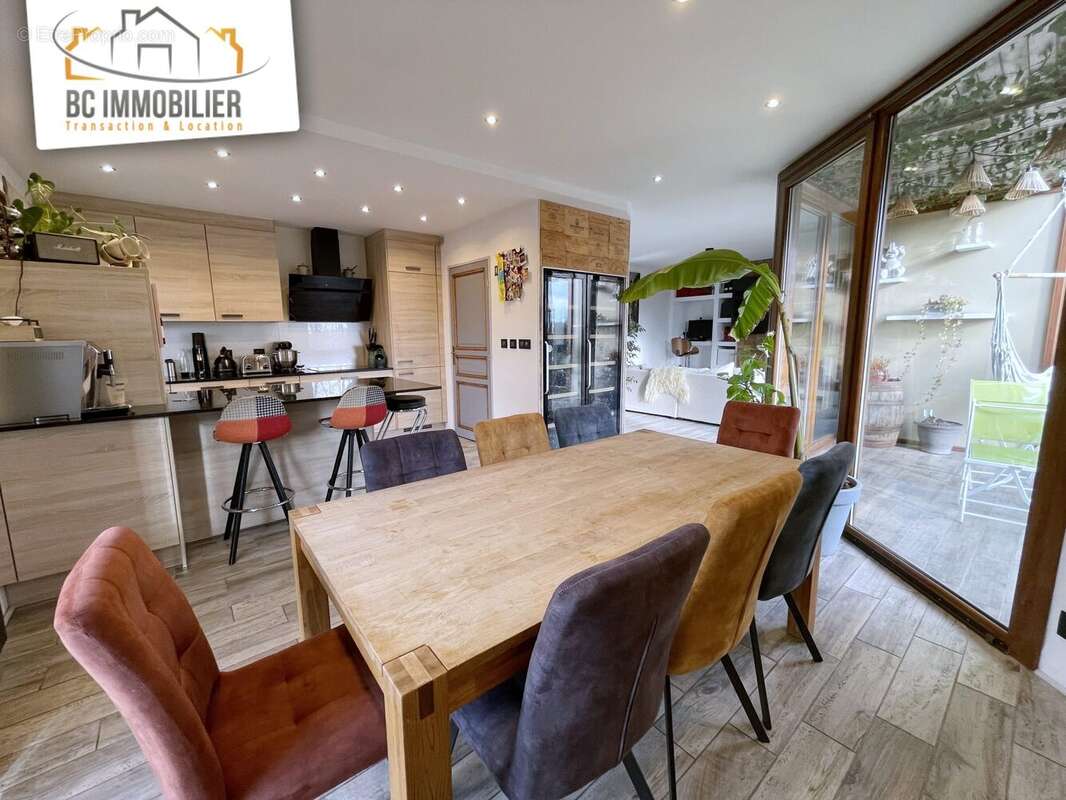 Appartement à PREVESSIN-MOENS