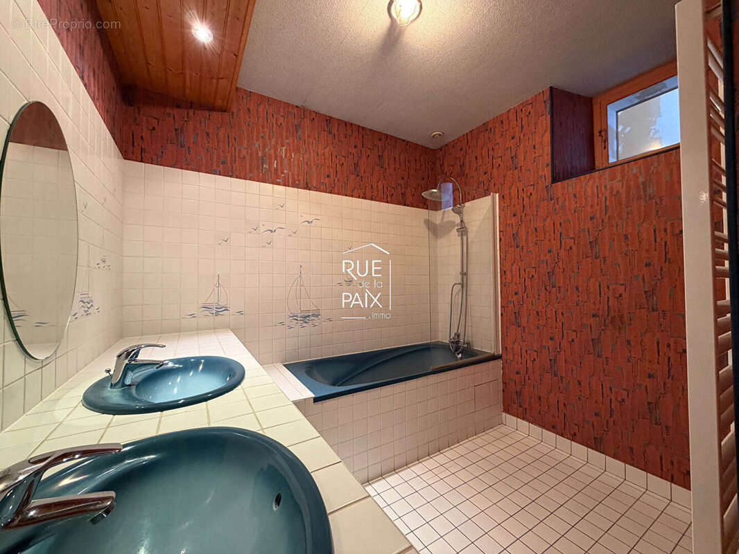 Propriété de caractère - Saint-Maixent-l'École  - 8 chambres - 309m² - photo 11