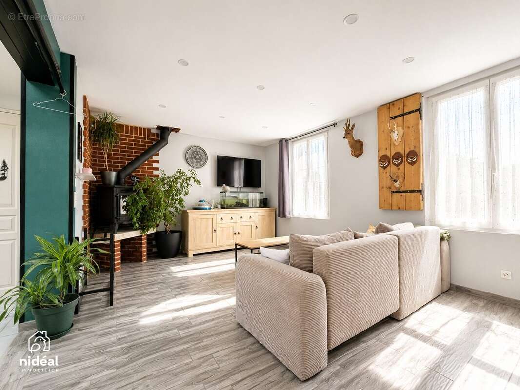 Maison 100 m² à Noyon  - photo 3
