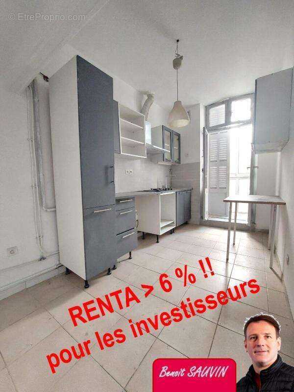 Appartement à MARSEILLE-1E