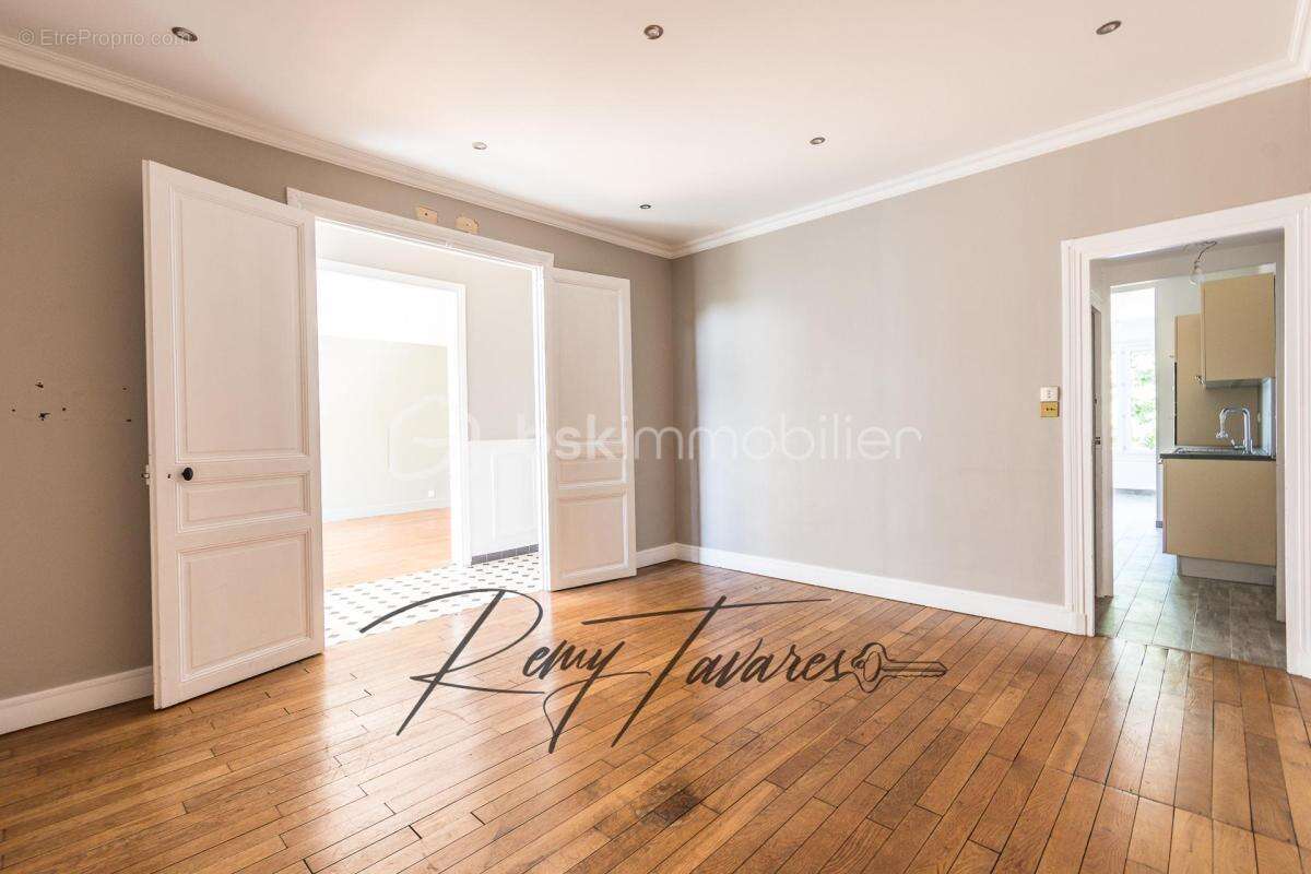 EXCLUSIVITÉ - Elégante Maison en Pierre de Meulière avec Grand Jardin - 5 min à pied de la Gare - photo 7