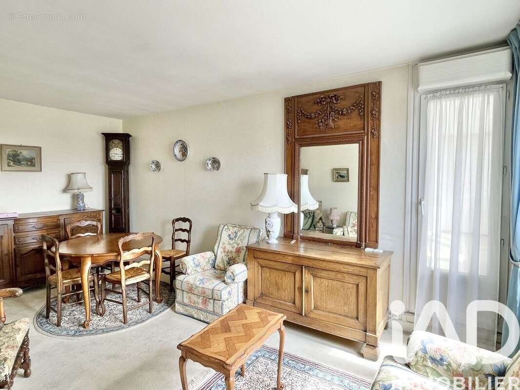 Photo 3 - Appartement à CHILLY-MAZARIN