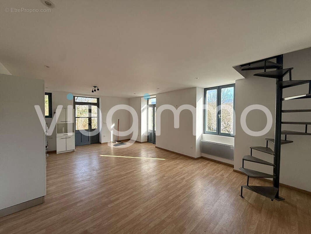 Maison à SAINT-JUST-DE-CLAIX