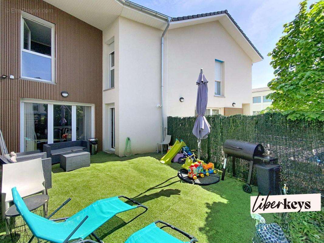 Maison familiale de 98 m² avec jardin à Grigny-sur-Rhône - photo 14