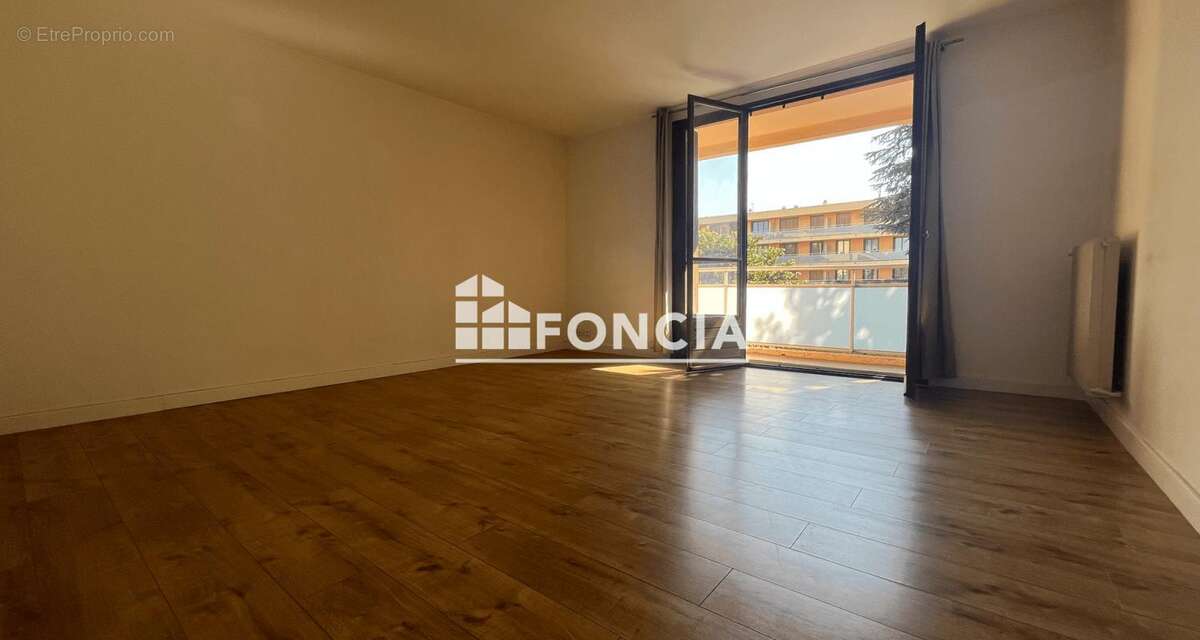 Appartement à MARSEILLE-12E