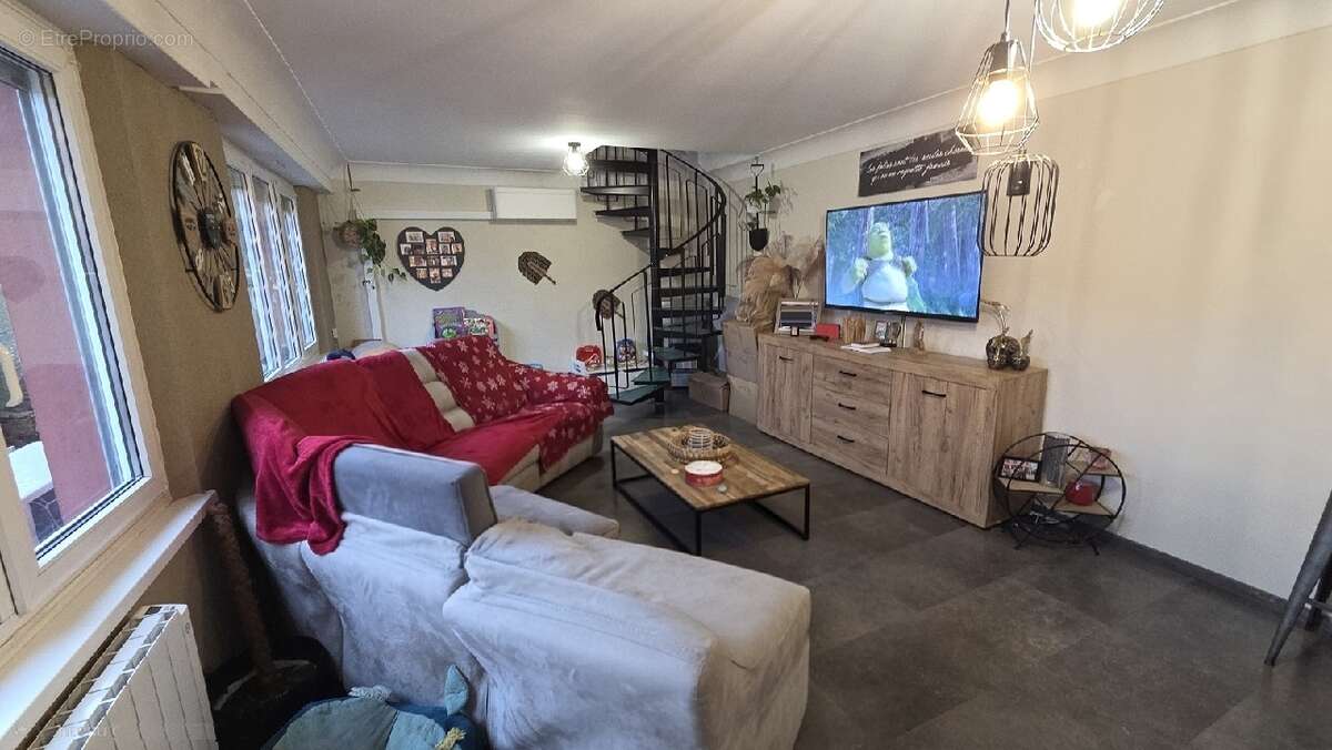 Maison à DANNEMARIE