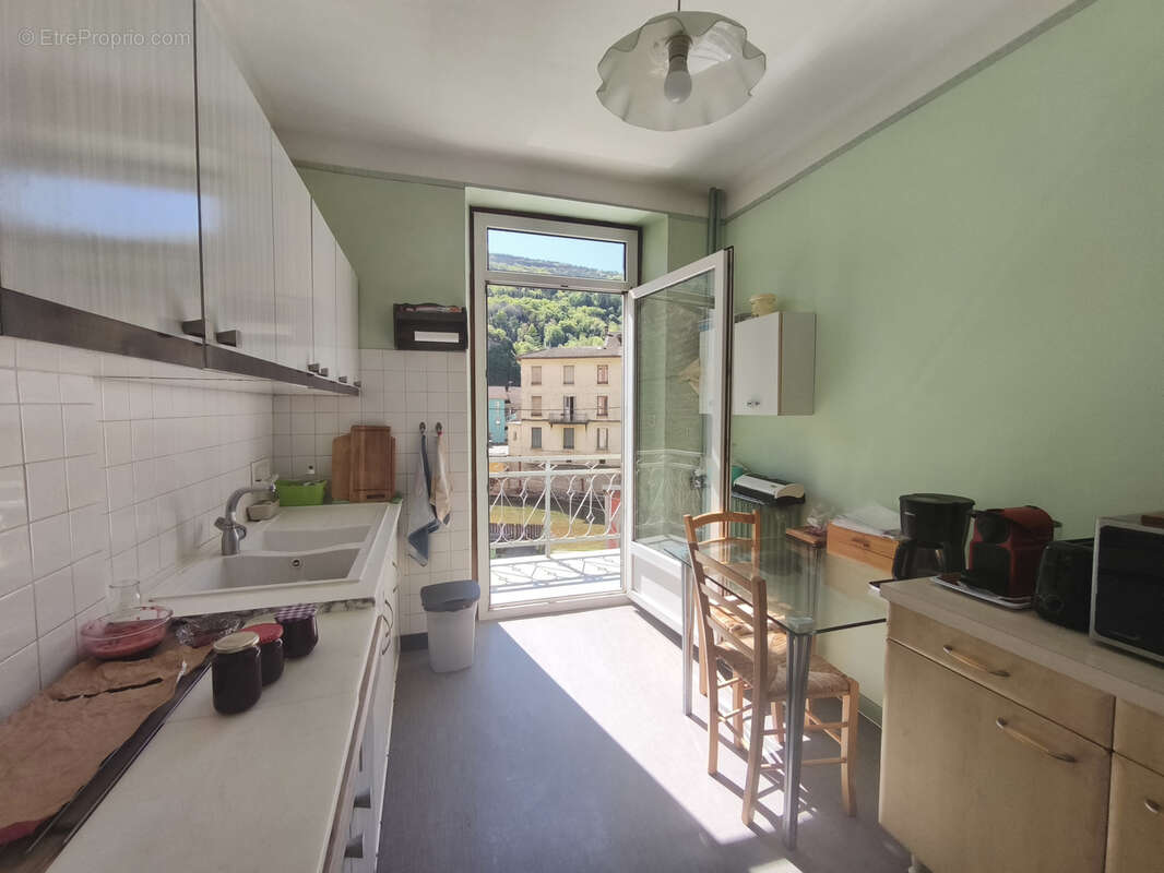 Appartement à TENAY