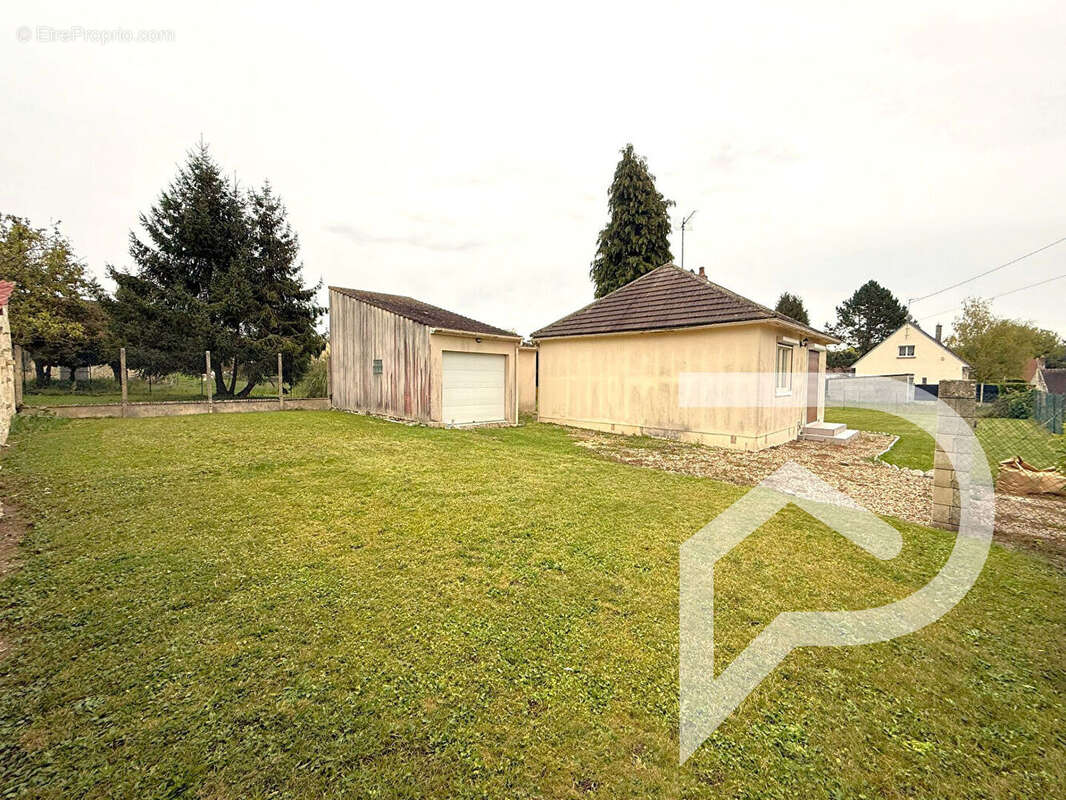 Maison à RESSONS-SUR-MATZ