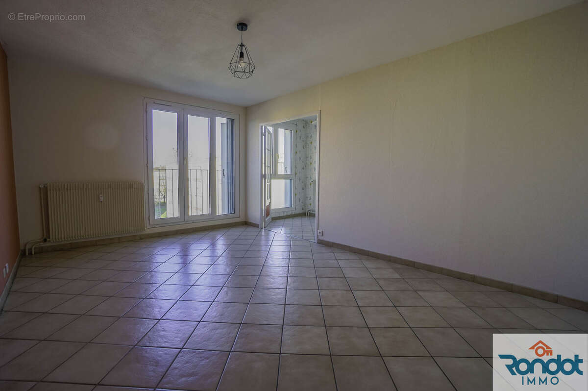 Appartement à LONGVIC