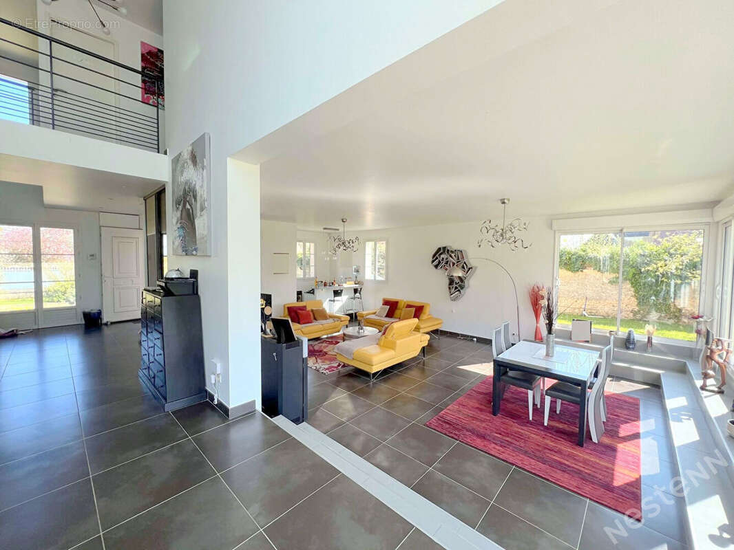 Maison à CHAUMONT-EN-VEXIN