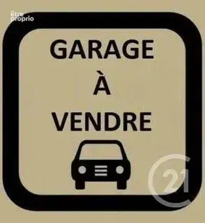 Parking à SIX-FOURS-LES-PLAGES