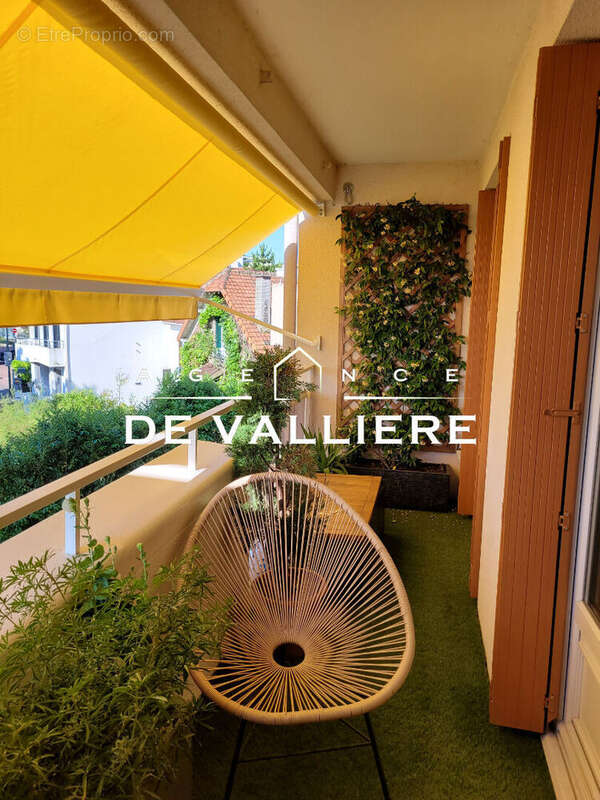 Appartement à SURESNES