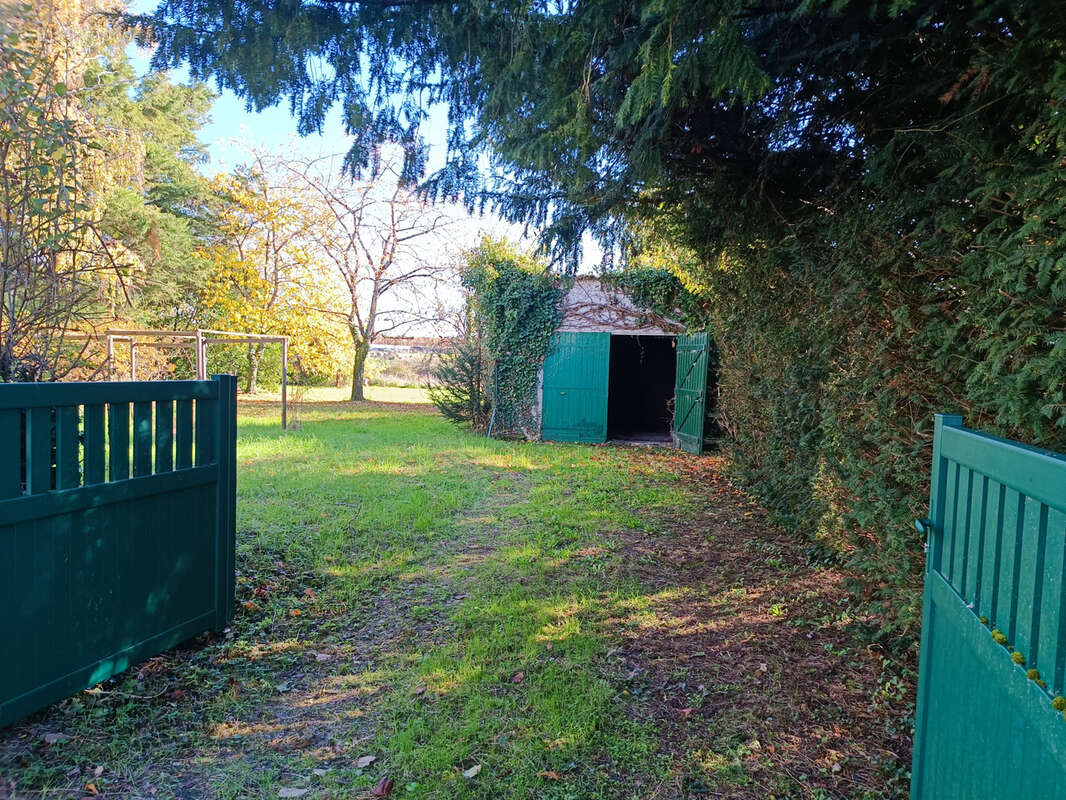 Maison à JUSSY-LE-CHAUDRIER