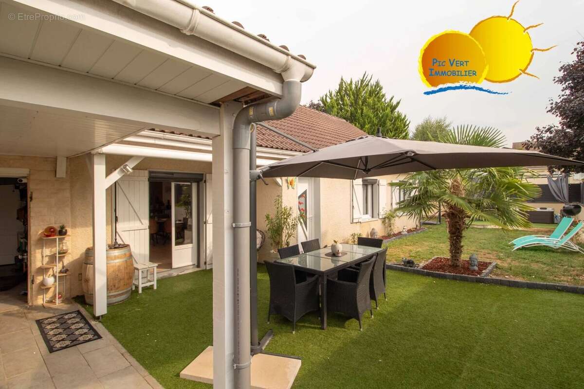 Maison à COLLONGES-LES-PREMIERES