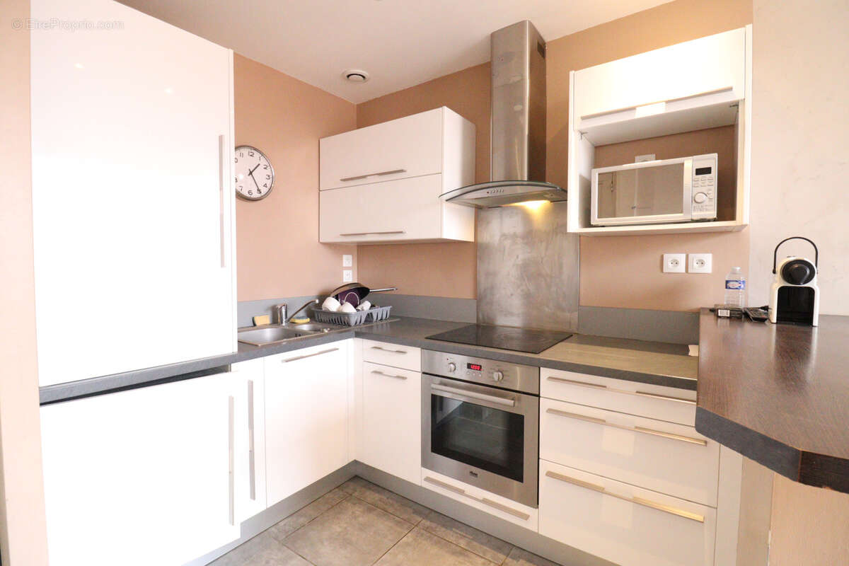 Appartement à LYON-8E