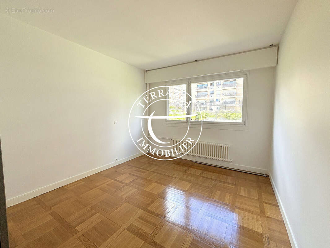 Appartement à GARCHES
