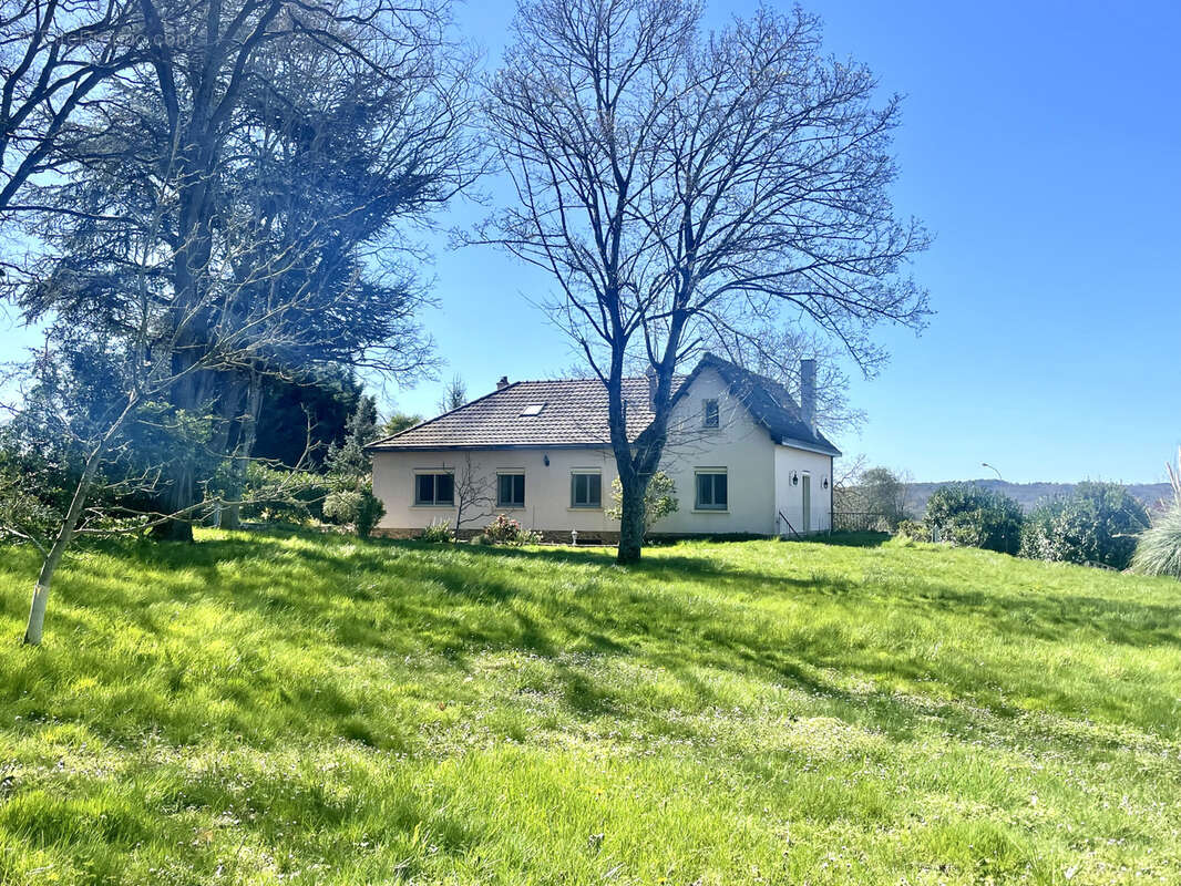 Maison à VOUNEUIL-SUR-VIENNE