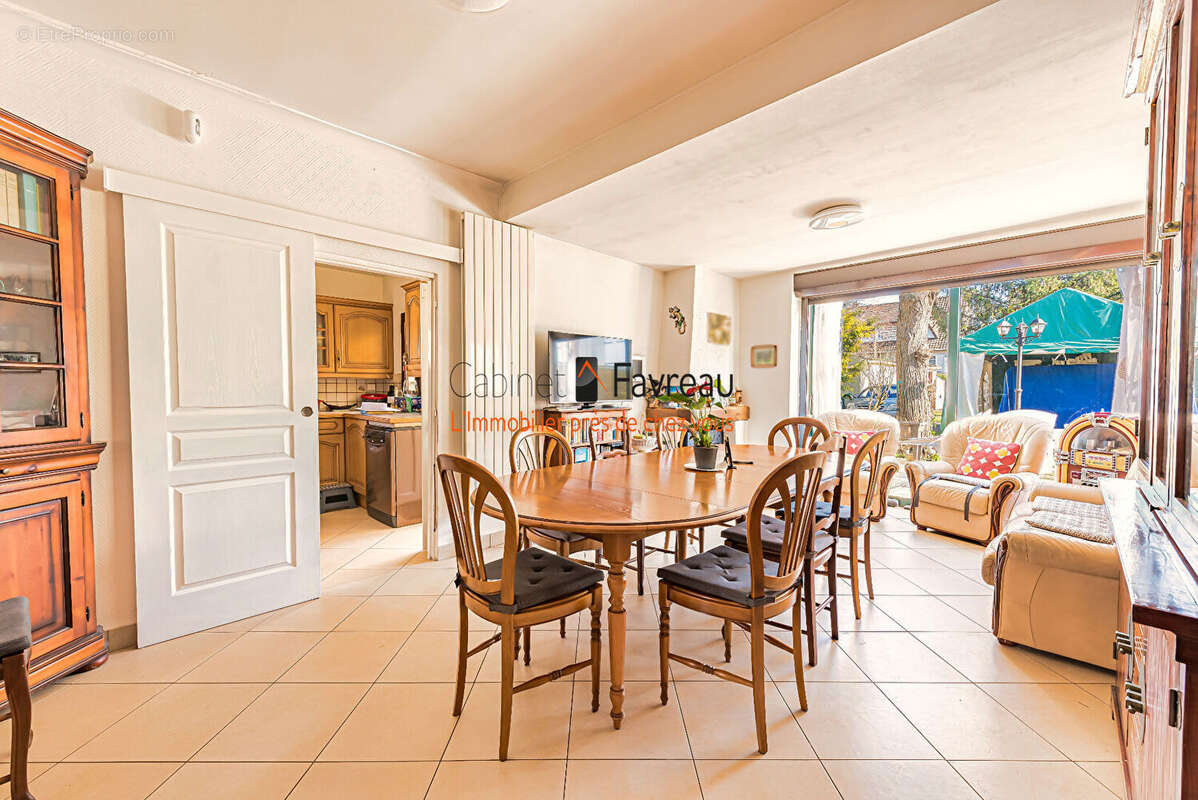 Maison à ATHIS-MONS