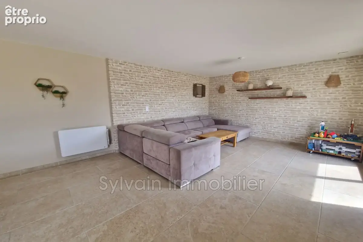 Maison 130 m² à Gournay-En-Bray  - photo 4