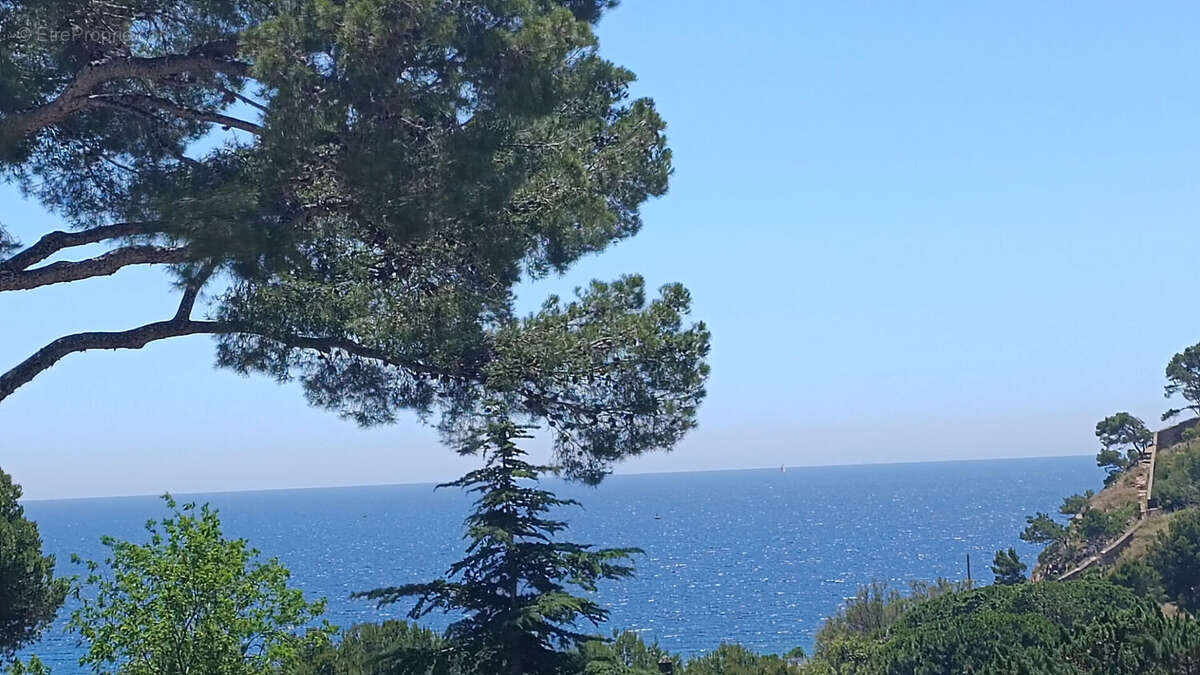 Maison à SAINT-MANDRIER-SUR-MER