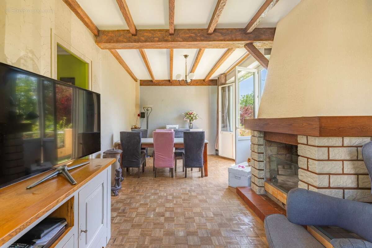 Beau 3 pièces avec balcon - photo 2