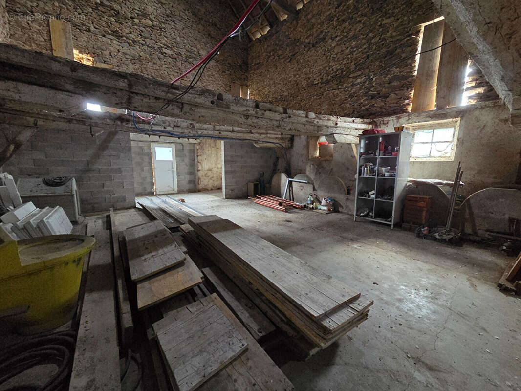 Grange en pierres aux portes de Rodez - photo 3