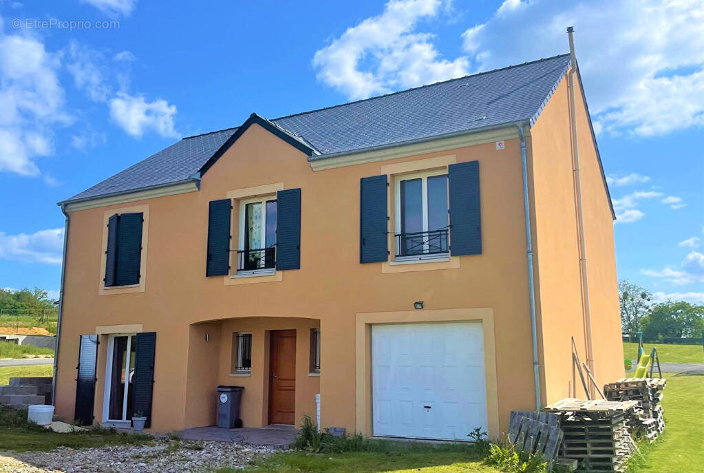 Maison à MONTMIRAIL