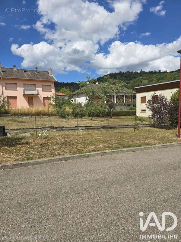 Terrain 340 m² à Neuves-Maisons  - photo 4